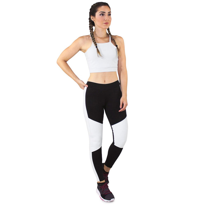 Conjunto Fitness Cropped Branco + Calça Fitness Preto Com Detalhe Branco