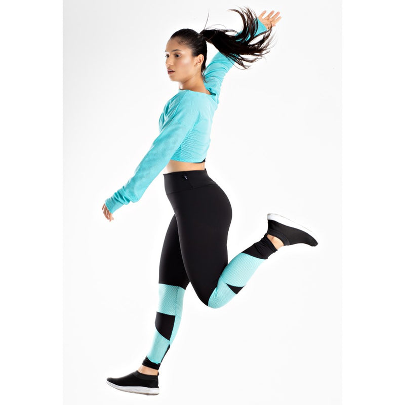 Conjunto Fitness Calça Legging + Cropped de Telinha Manga Longa com Detalhes em Azul Turquesa