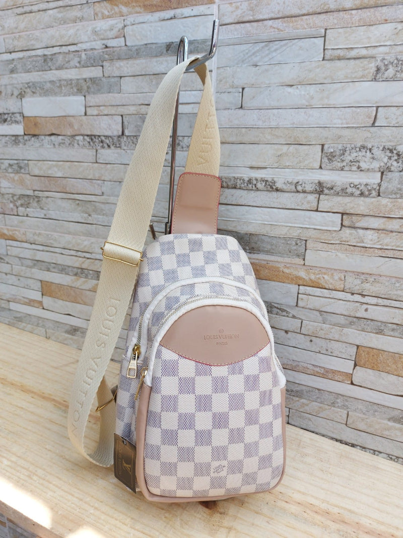 Pochete mochila LV - Celesti Modas